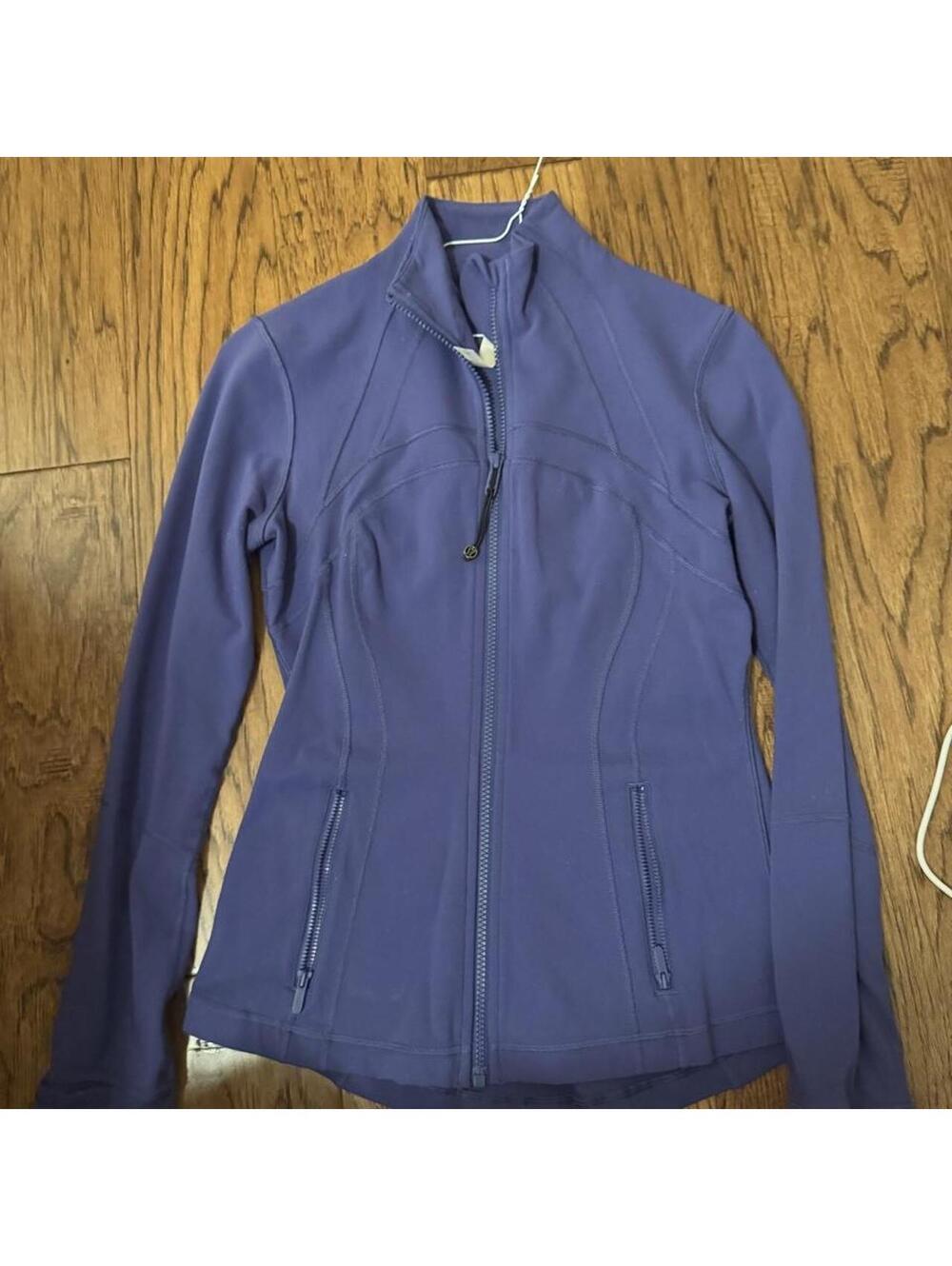 Lululemon Women's Purple and Blue Jacket